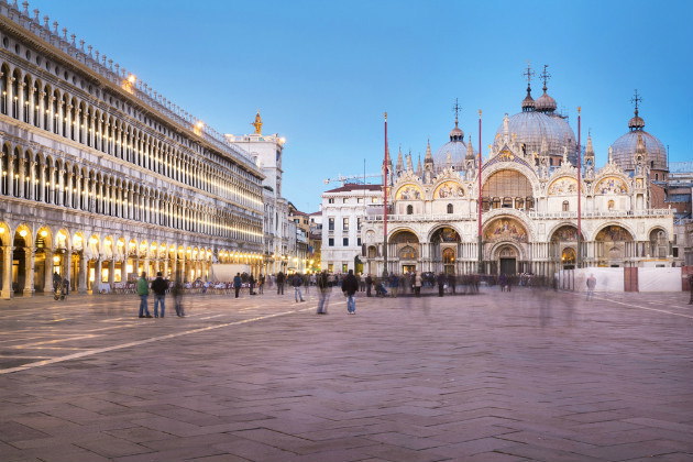 ヴェネチアのサンマルコ広場